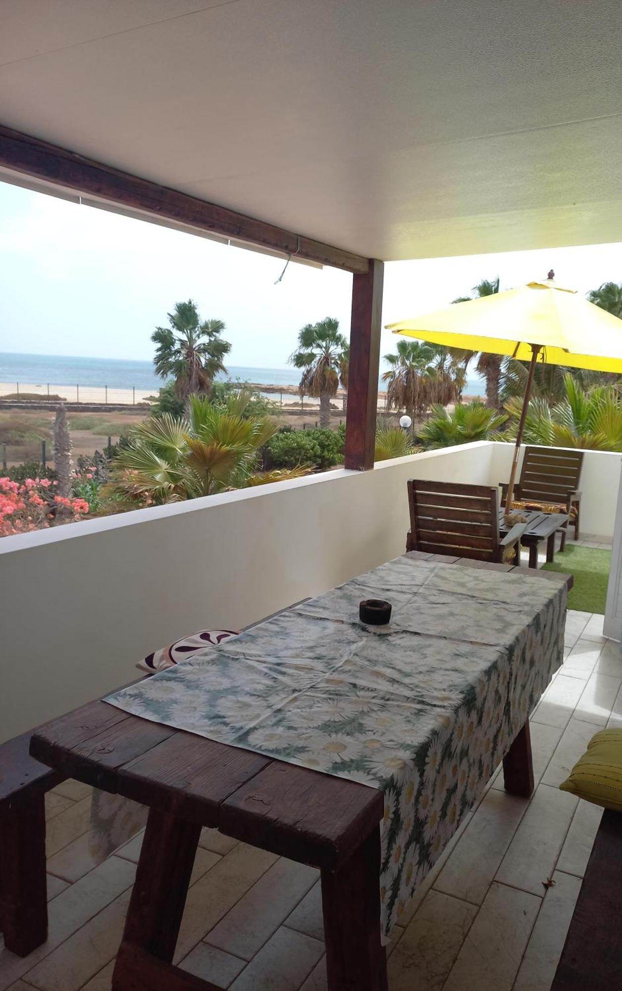 Vivenda Ronnie Apartment Beirona Luaran gambar