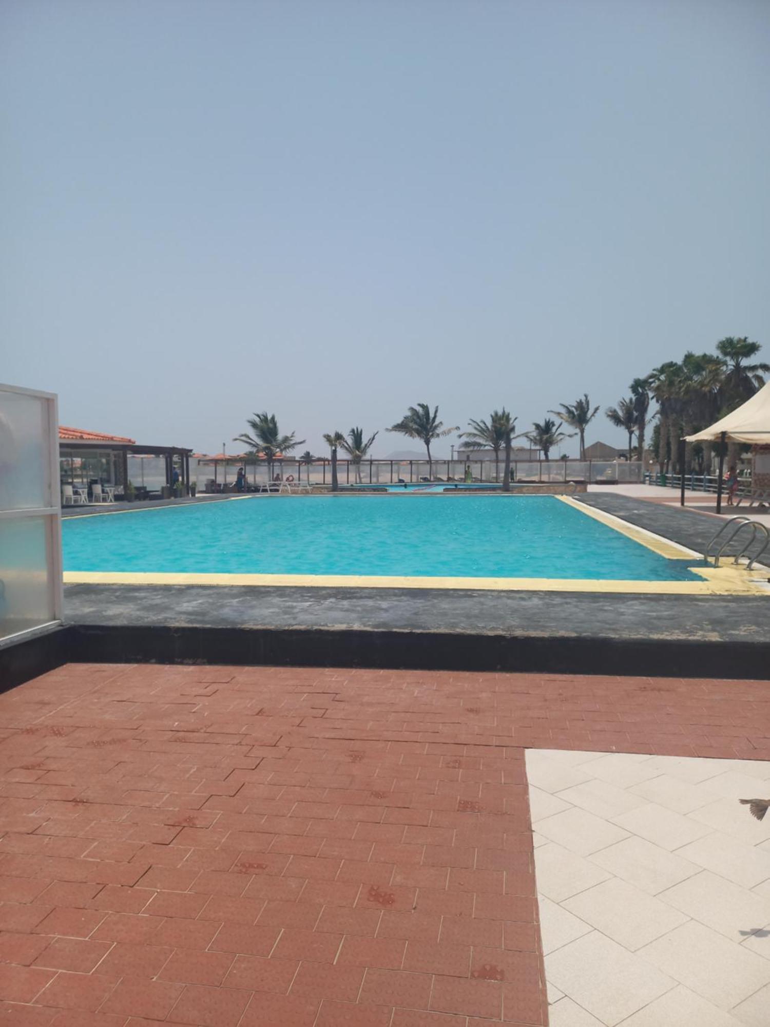 Vivenda Ronnie Apartment Beirona Luaran gambar