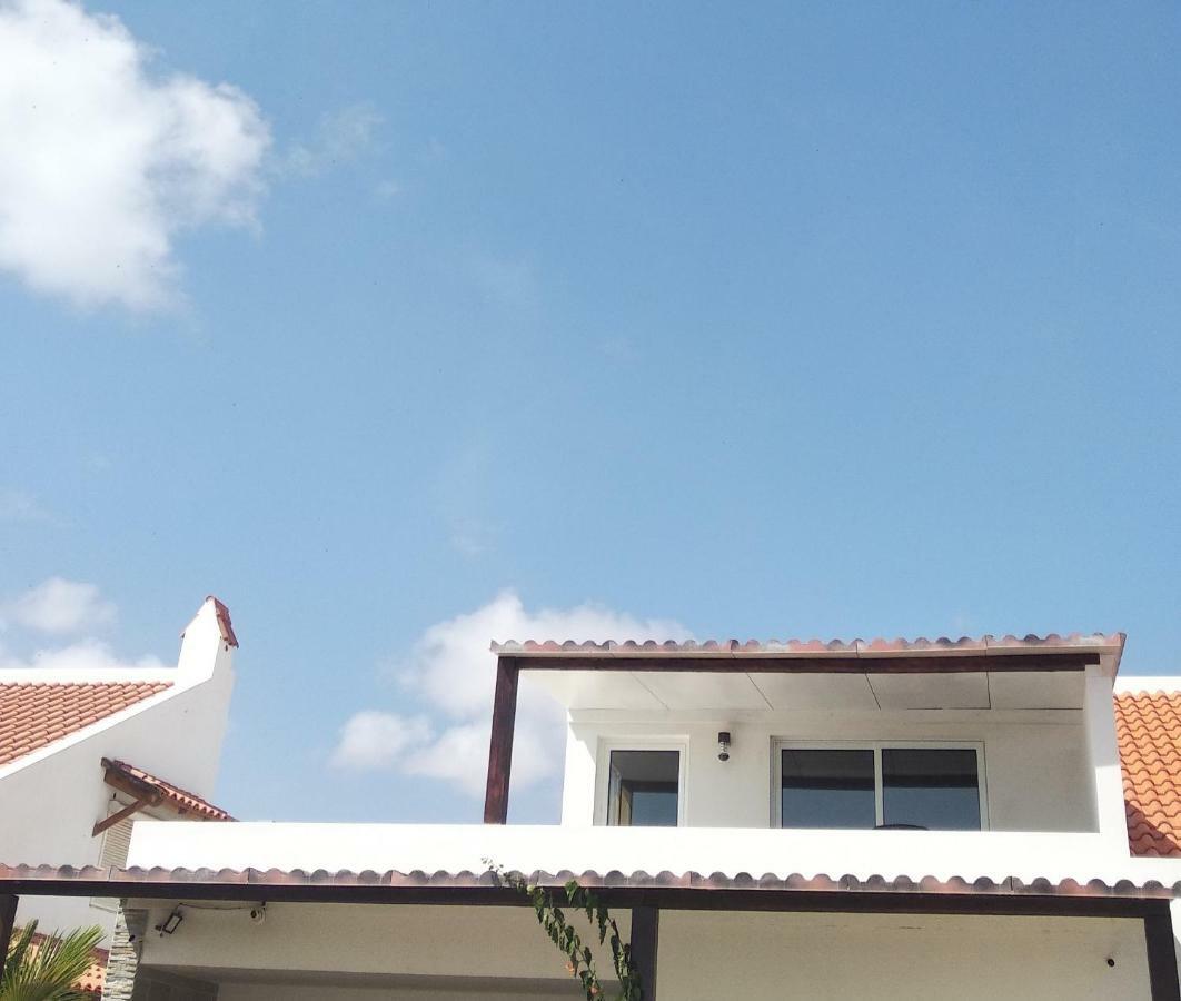 Vivenda Ronnie Apartment Beirona Luaran gambar